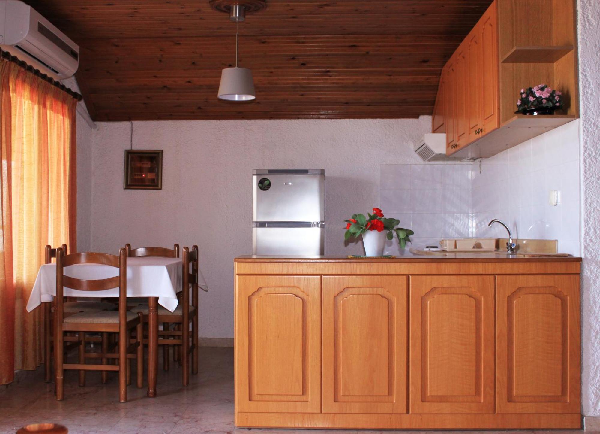 Kehagias Apartments Βρασνά Εξωτερικό φωτογραφία