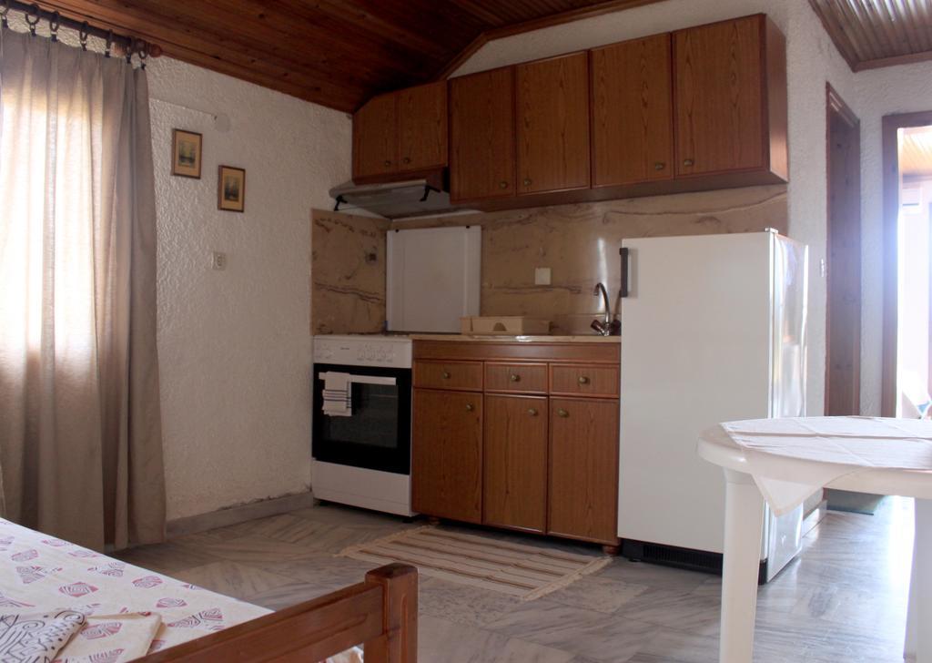 Kehagias Apartments Βρασνά Εξωτερικό φωτογραφία